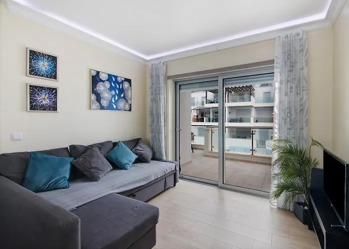 Numar A E * ヴィーラ・ノーヴァ・デ・カセラ