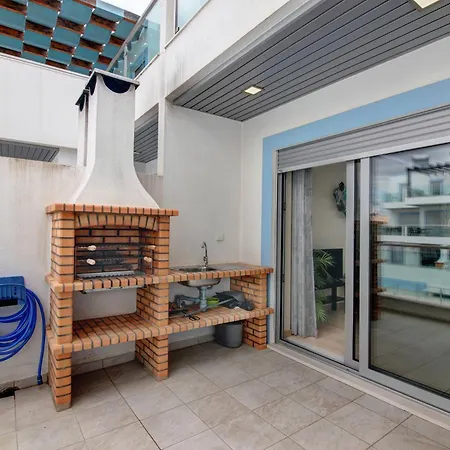 Numar A E Apartment *