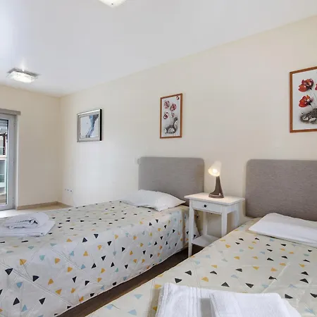 Numar A E * Vila Nova De Cacela